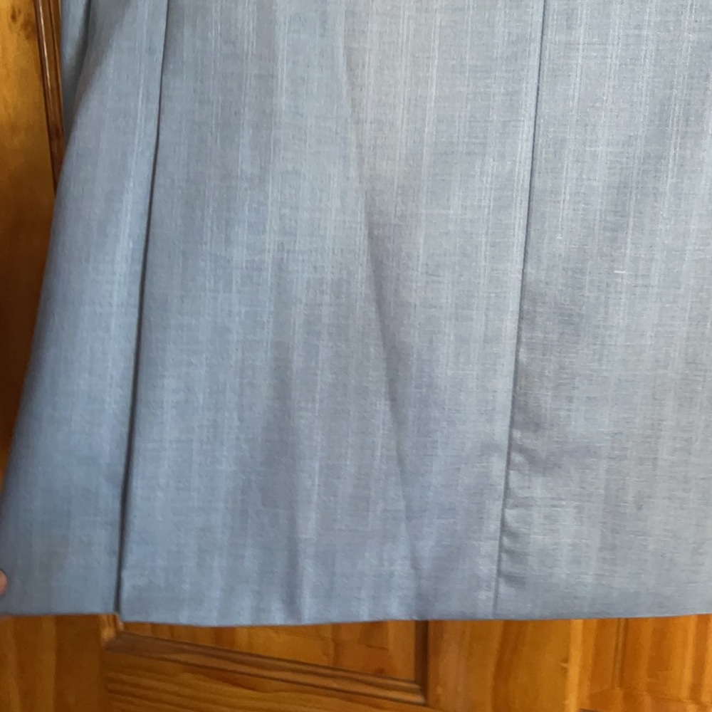 Suit - Picture 11 of 12